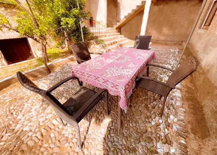 Πανσιόν Balkan House Μόσταρ